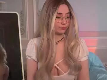 oliilali from Chaturbate
