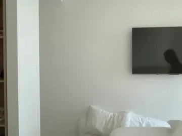 oliviabrookess — chill w me #bigass #bigboobs #natural