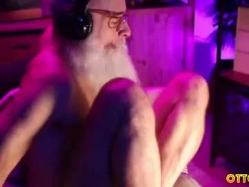 Ottozeus from Chaturbate