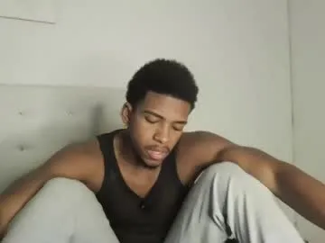 Freechat owen_222 on Chaturbate