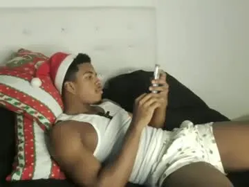 Freechat owen_222 on Chaturbate