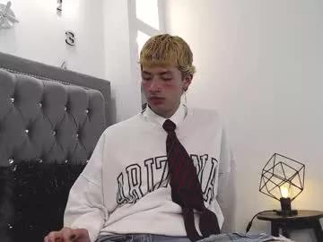 ozorio_dany from Chaturbate