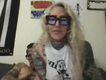 Paigesixx_charlievicious from Chaturbate