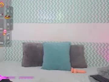 Paulinaebony from Chaturbate