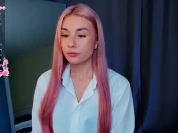 Freechat pearlenehidaka on Chaturbate