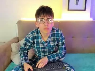 peppertwink from Chaturbate