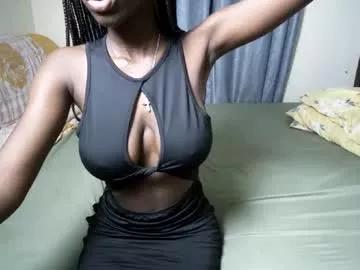 Petite_funnie from Chaturbate