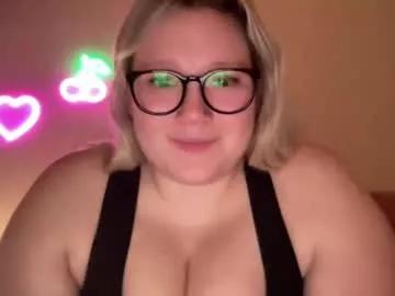 piggyrose from Chaturbate