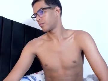 Pikashuu7u7 from Chaturbate