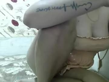 Pinayhotcumbb from Chaturbate