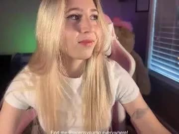 Piperisyourho from Chaturbate