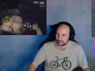 popadosik_mod from Chaturbate