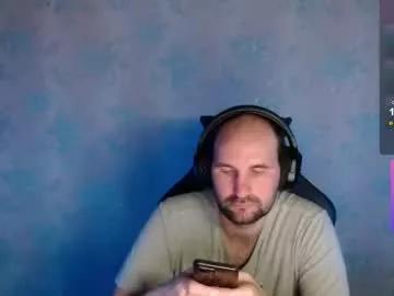 popadosik_mod from Chaturbate