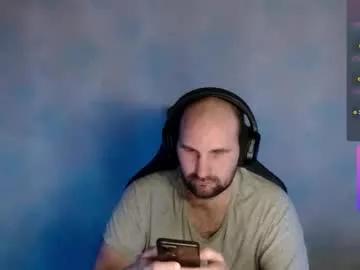 popadosik_mod from Chaturbate