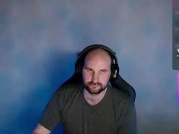 popadosik_mod from Chaturbate