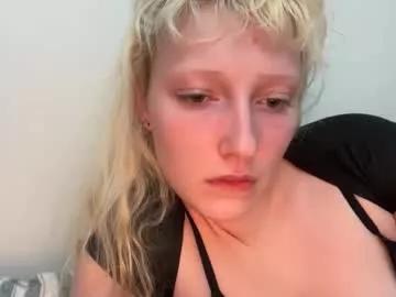 Prettyunicorn555 from Chaturbate