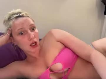 Prettyunicorn555 from Chaturbate