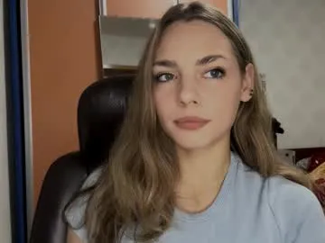 pricillahoinacki — Goal:show my cutie ass My name is Amelia  #new , new experience to me, hope it turns out well :3  #skinny #bigboobs #18 #shy [86 tokens remaining]