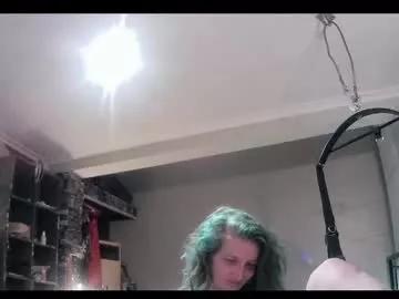 puddleduckdickfoot from Chaturbate