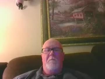 pussylover1365 from Chaturbate