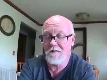 pussylover1365 from Chaturbate