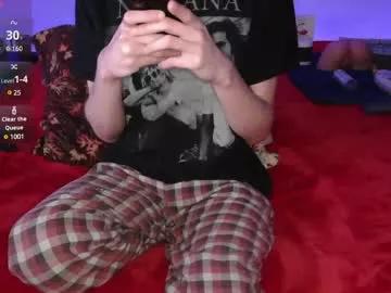 pussylover2182 from Chaturbate
