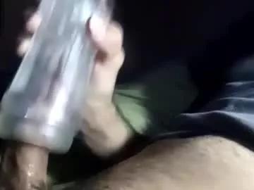 pussyluver420kik909587 from Chaturbate