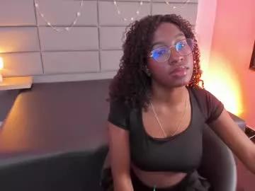 qeen_blackk from Chaturbate