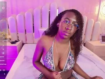 qeen_blackk from Chaturbate