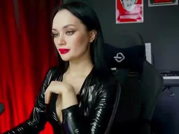 queenaliss from Chaturbate