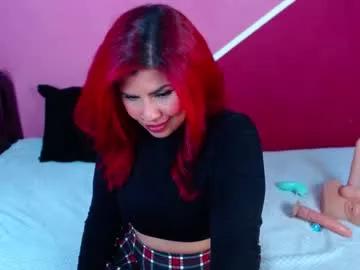 queenamazon_ from Chaturbate