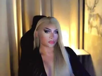 queenarthalia from Chaturbate