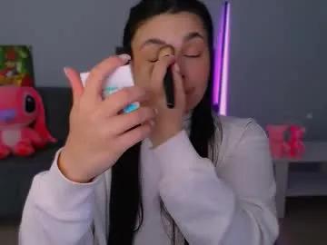 Queenofthesense from Chaturbate