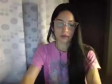 queenvictoria2023 from Chaturbate