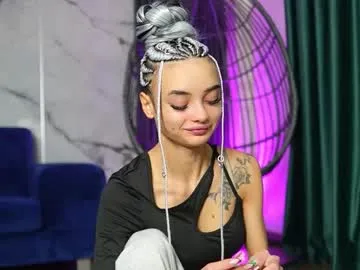 Freechat rachelravee on Chaturbate