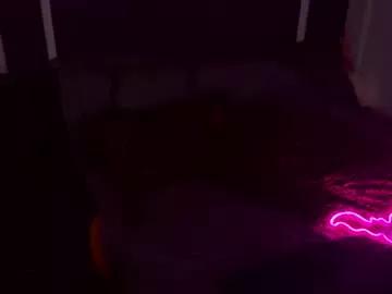 rattlesnakebitch from Chaturbate