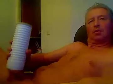 Reini7211 from Chaturbate