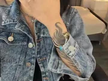 renee_shelby_ from Chaturbate