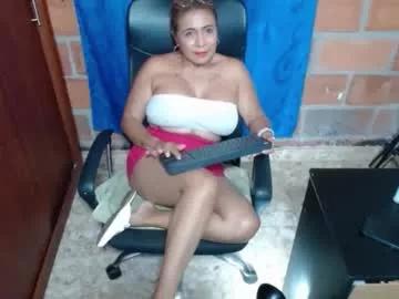 rennatabotwell02 from Chaturbate