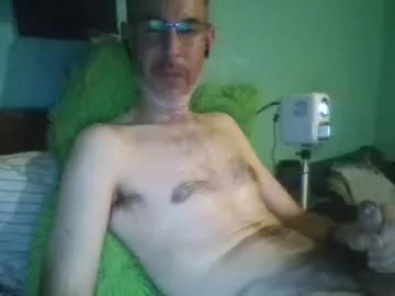 reyes_albert2006 from Chaturbate