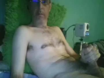 reyes_albert2006 from Chaturbate