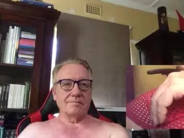 Roberttherabbit from Chaturbate