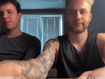 rodrigoveira from Chaturbate