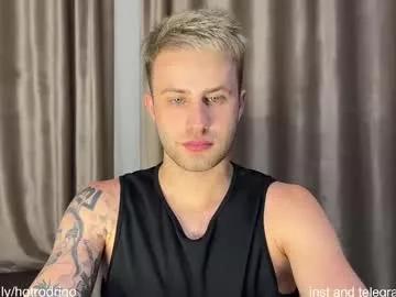 rodrigoveira from Chaturbate