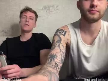 rodrigoveira from Chaturbate