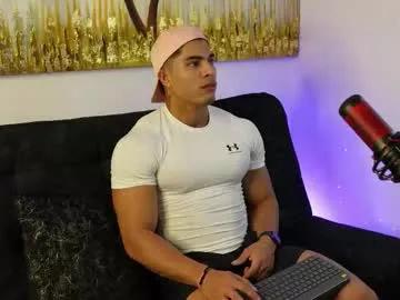Romano_kentt12 from Chaturbate