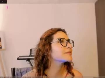 Rosiexxx24 from Chaturbate