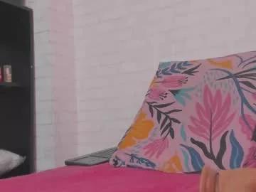 rosse_thompson11 from Chaturbate