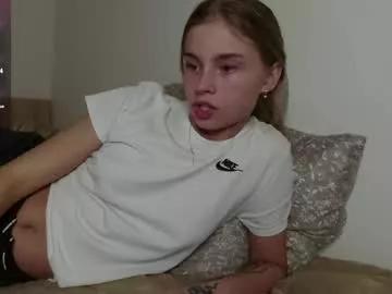 roxxxie_reid from Chaturbate