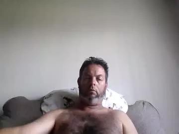 rubbingoneout714 from Chaturbate